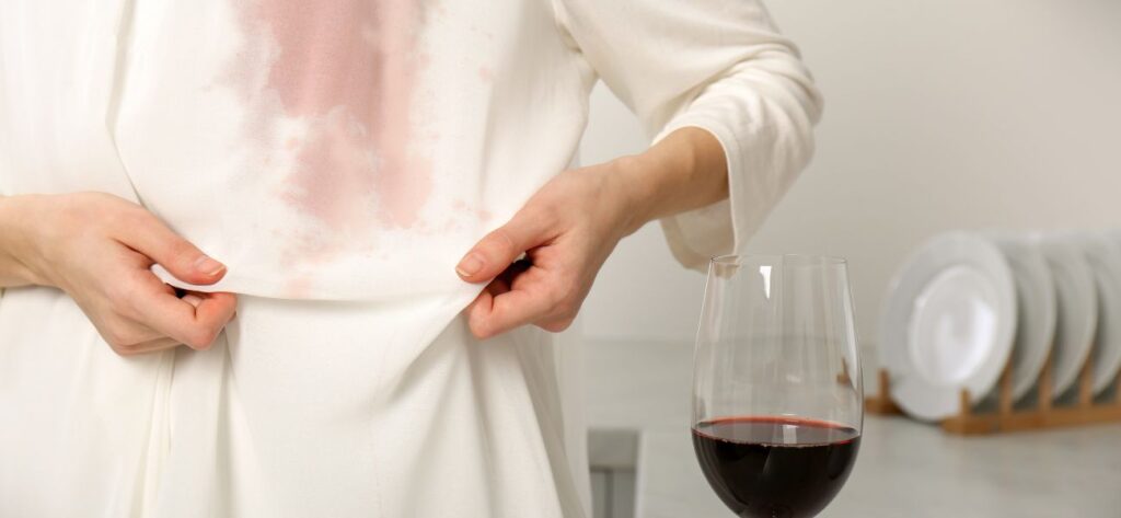 pro tip wino czyszczenie jak usunąć plamę po winie