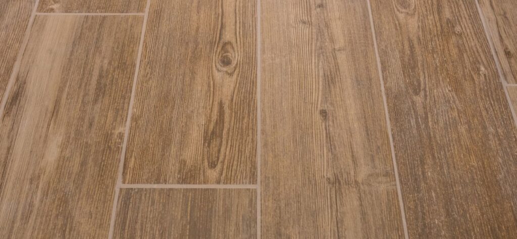 płytki drewnopodobne