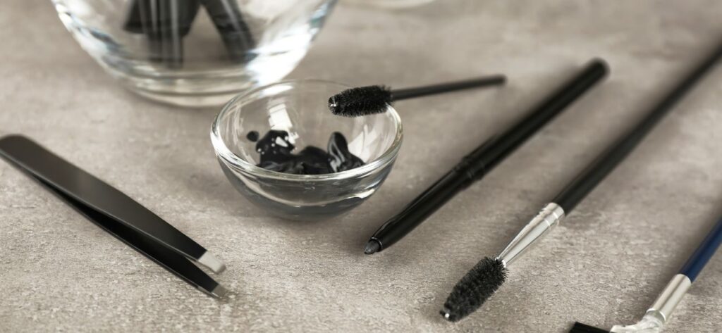 farbki do brwi jak wybrać?