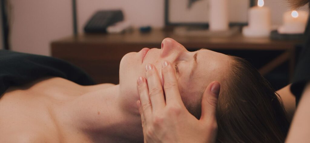 kobido to japoński masaż, który ma super efekty w naturalny sposób