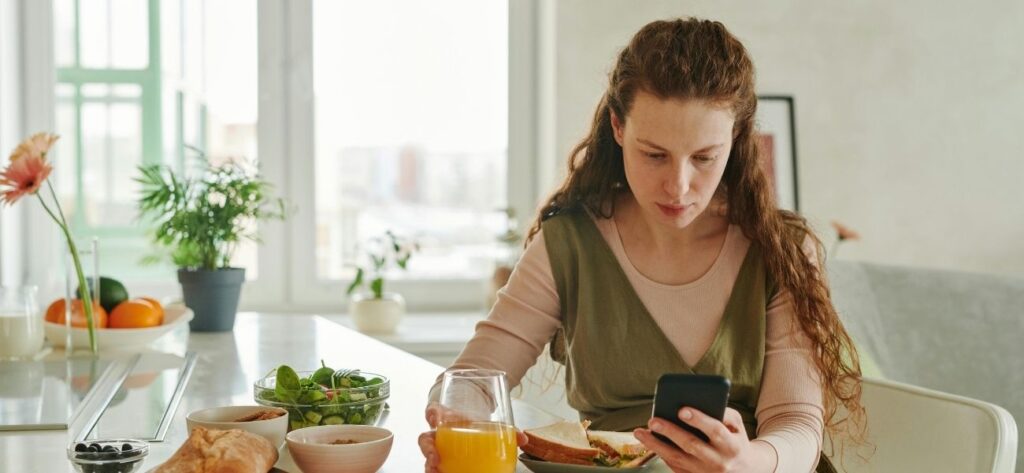 Spożycie tłuszczów w tracie ciąży na diecie wege