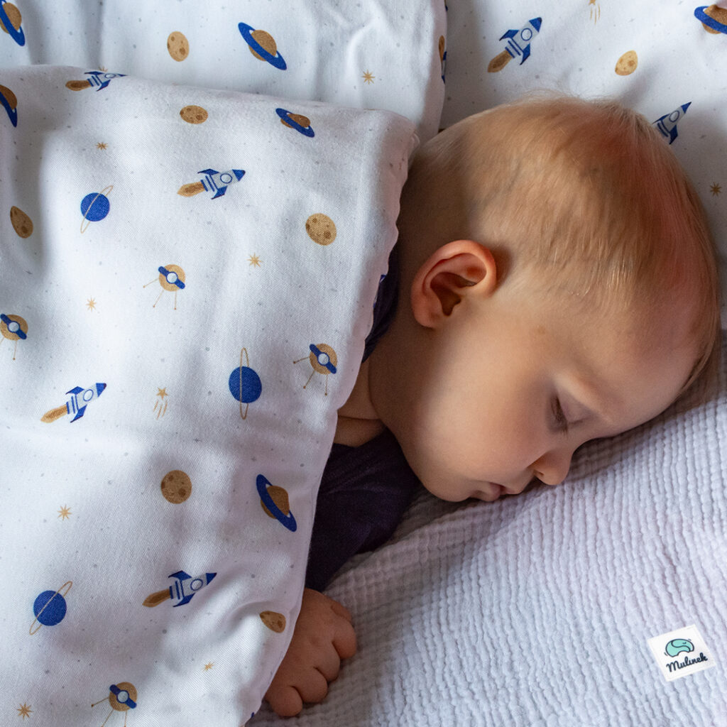 jaka bezpieczna pościel dla noworodka?