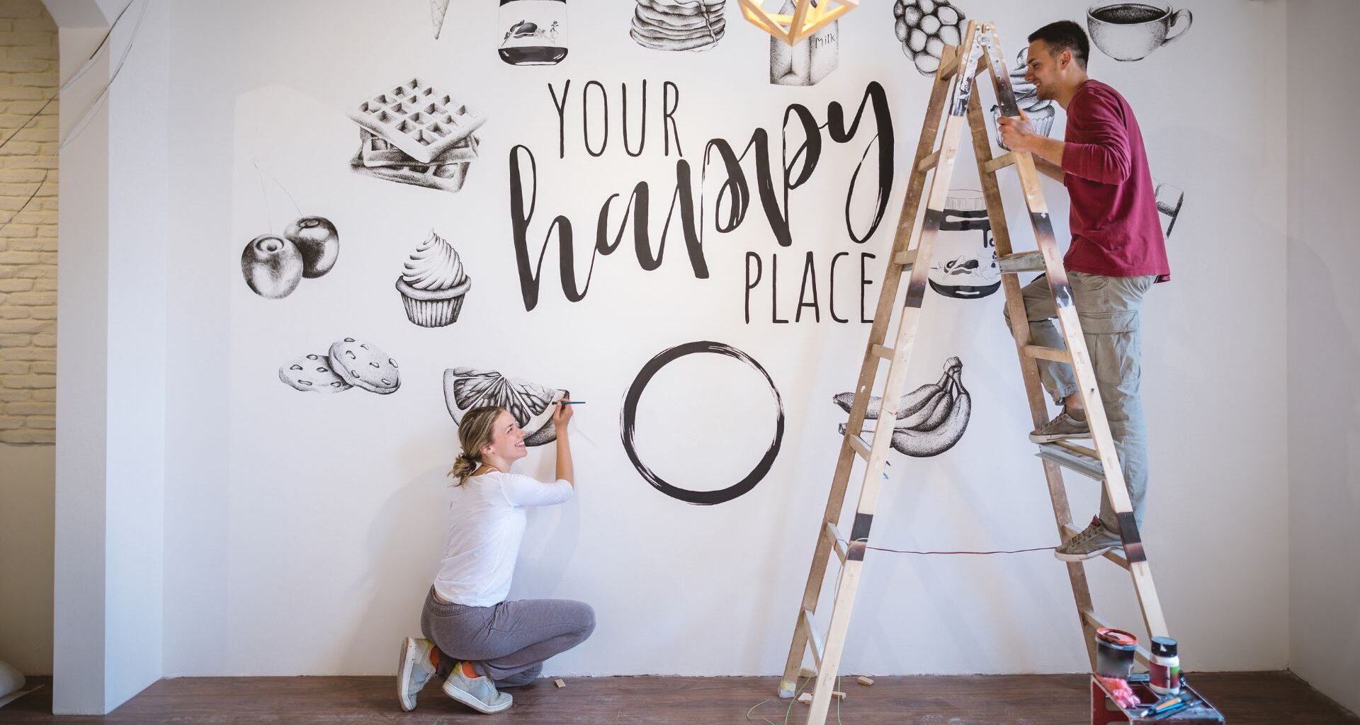 malowanie czy druk uv na ścianie?