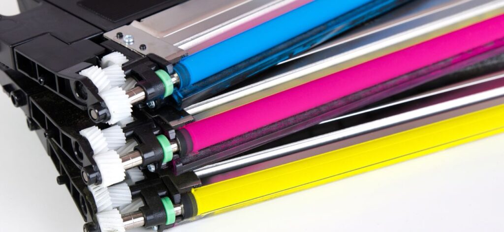 kolorowe tonery do drukarki a problemy z drukarkami
