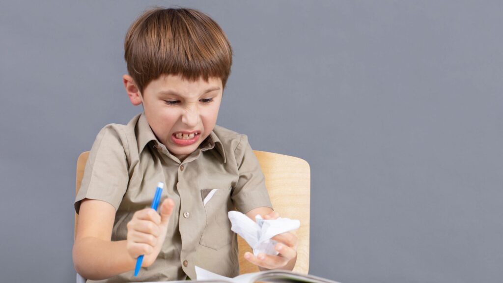 Przemoc domowa - jak dzieci odreagowują stres?