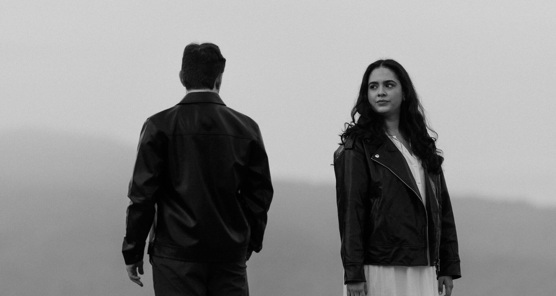 Dlaczego facet się dystansuje?